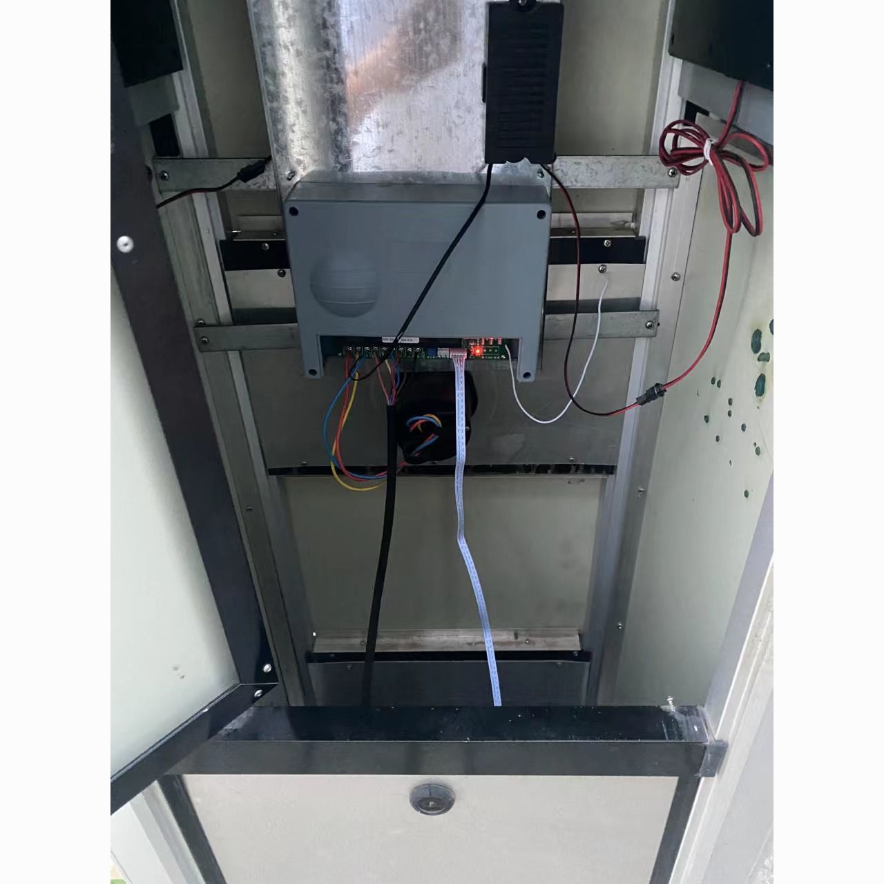 通用電動(dòng)門無軌控制器伸縮門無軌主板雙電機(jī)遙控器工廠大門線路板